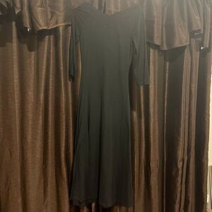 Newport News Black 3/4 Sleeve V-Neck Gown Women’s Small